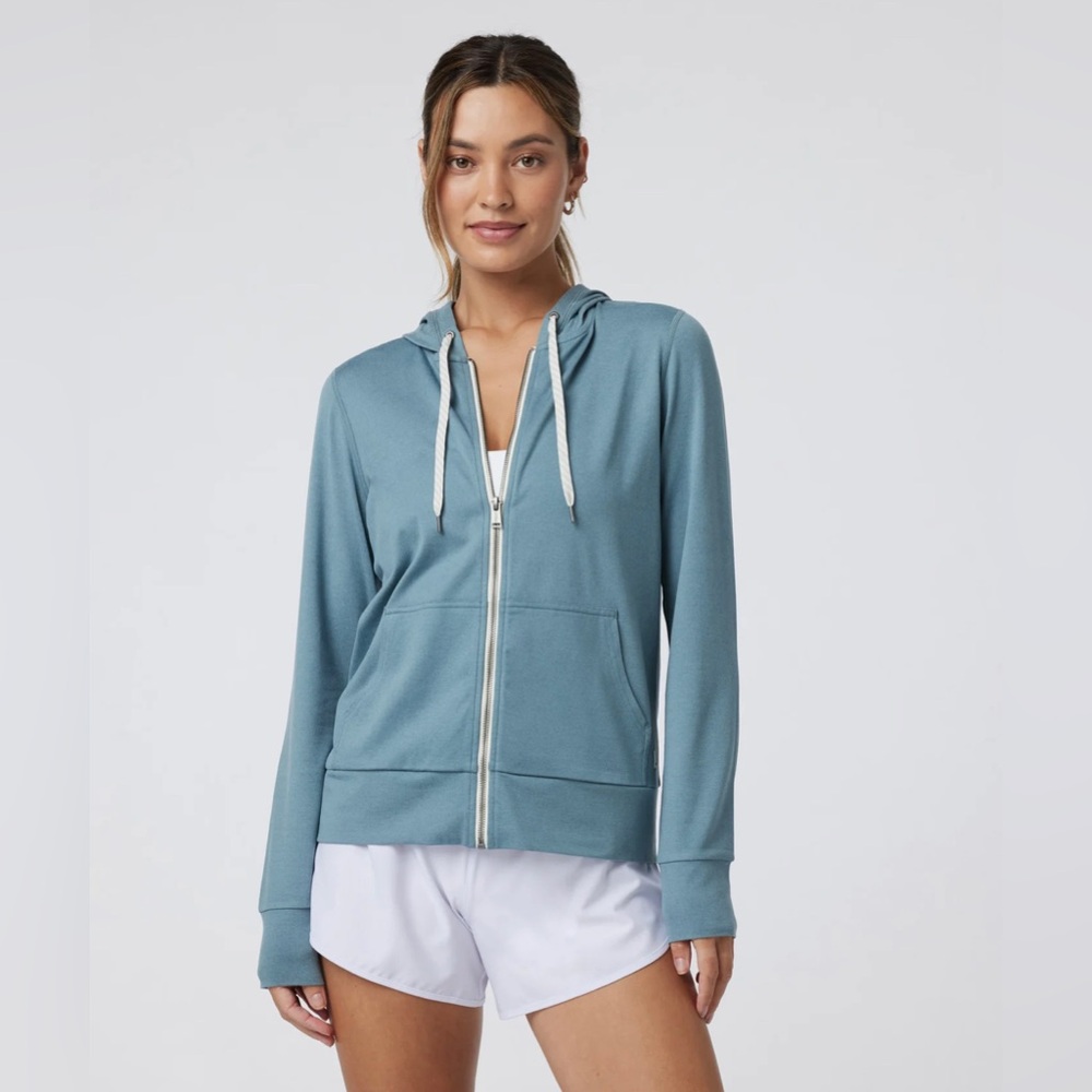 NWOT Halo Performance Hoodie 2.0
Women's DreamKnit™ Hoodie